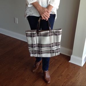 HAND CRAFTED plaid tote w/leather belt handle